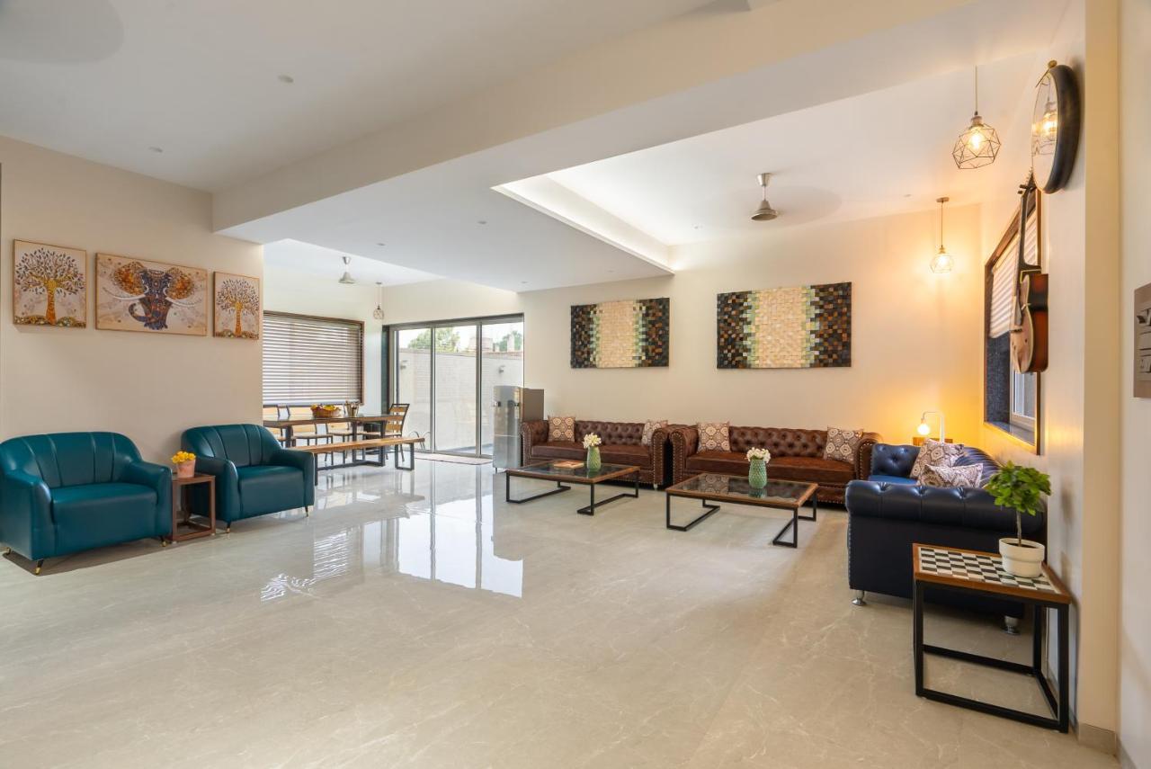 Austin Villa By Tropicana Stays Лонавала Экстерьер фото