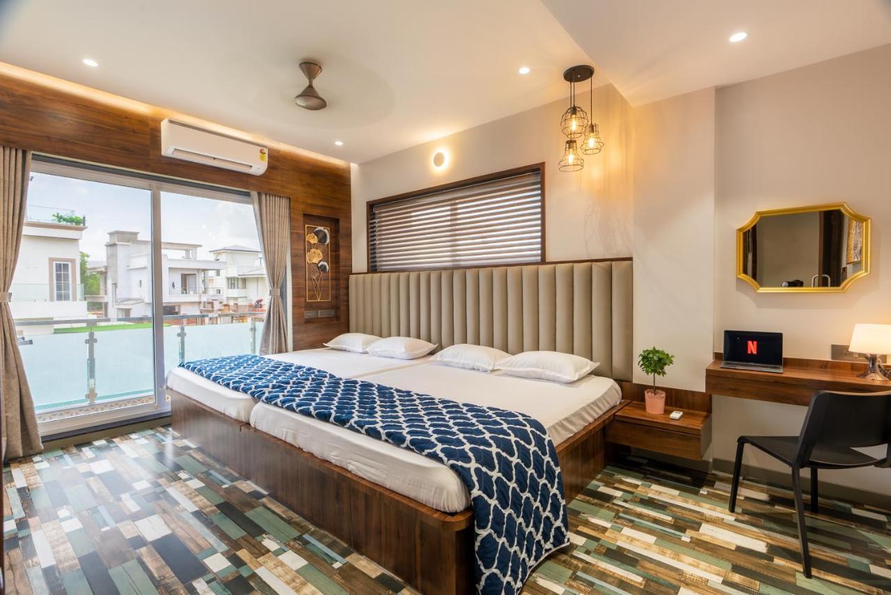 Austin Villa By Tropicana Stays Лонавала Экстерьер фото